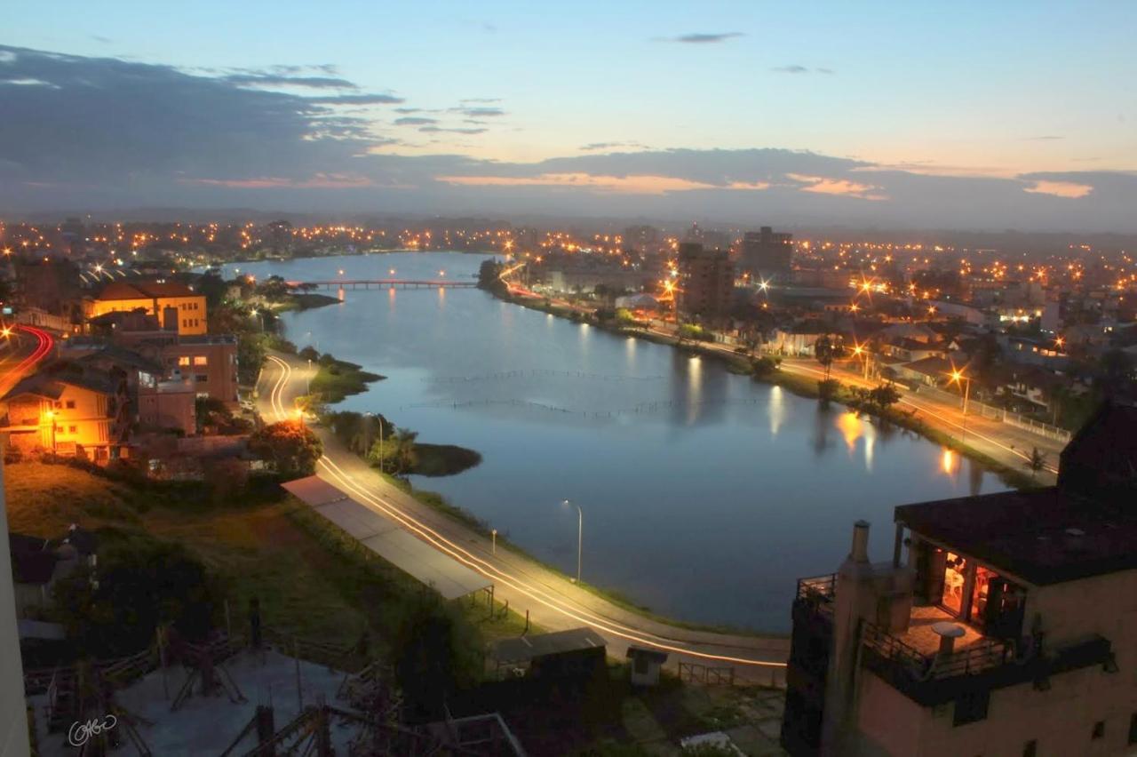 Вилла Casa De 2 Quartos Com 2 Ares-Condicionados Em Torres-Rs - Na Mais Bela Praia Gaucha - Cozinha - Banheiro - Tv Smart 32 E Wi-Fi - Estacionamento - Anfitria Superhost No Bnb Экстерьер фото