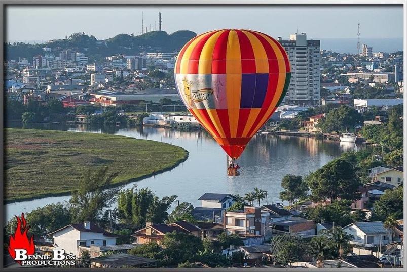 Вилла Casa De 2 Quartos Com 2 Ares-Condicionados Em Torres-Rs - Na Mais Bela Praia Gaucha - Cozinha - Banheiro - Tv Smart 32 E Wi-Fi - Estacionamento - Anfitria Superhost No Bnb Экстерьер фото